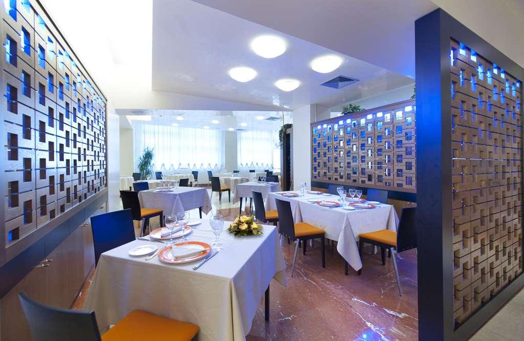 Park Hotel Centro Congressi Potenza Restaurant photo