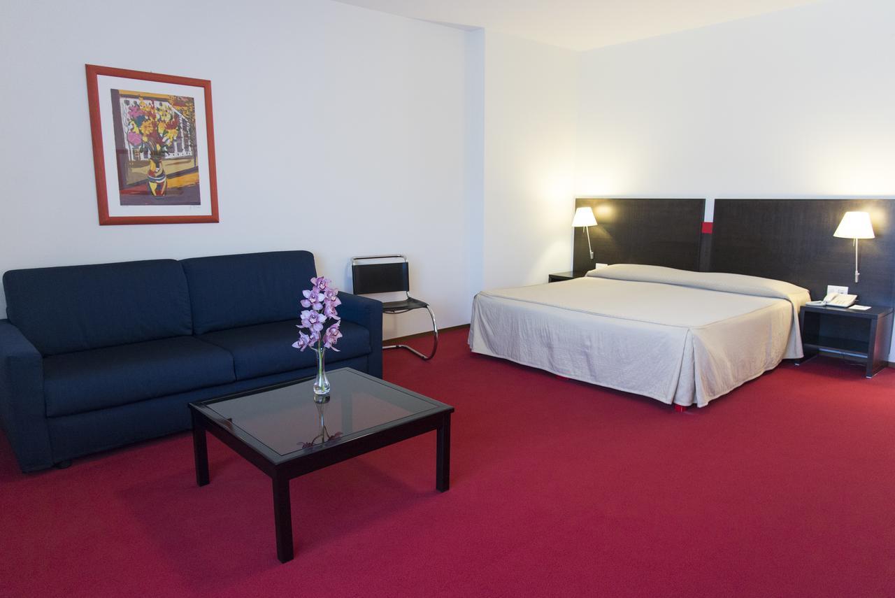 Park Hotel Centro Congressi Potenza Exterior photo